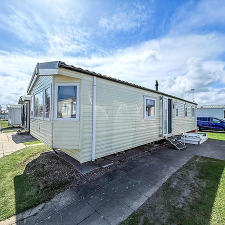 Lovely 8 Berth Caravan At California Cliffs Nearby Scratby Beach Ref 50060E Great Yarmouth Exterior photo