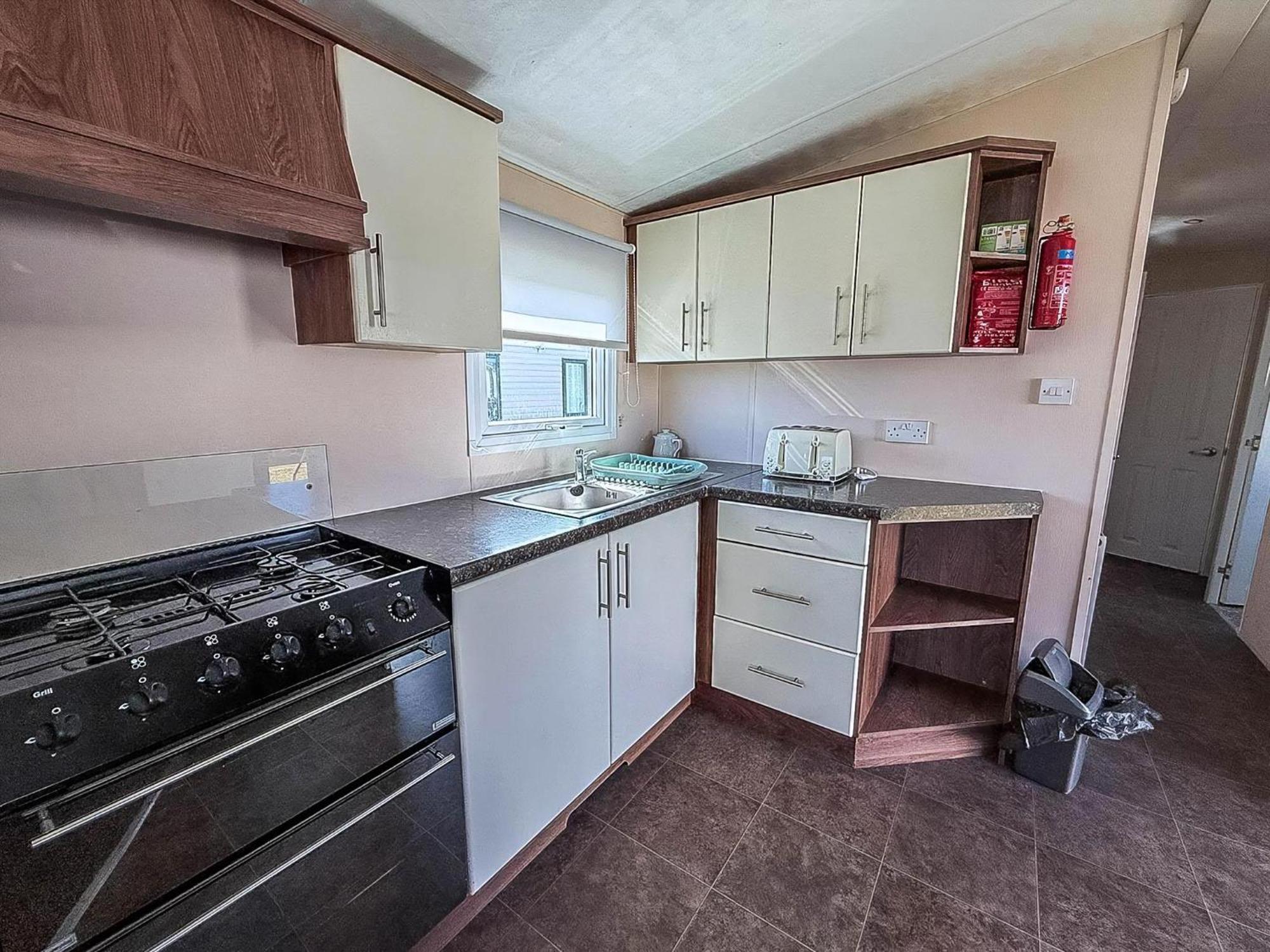 Lovely 8 Berth Caravan At California Cliffs Nearby Scratby Beach Ref 50060E Great Yarmouth Exterior photo